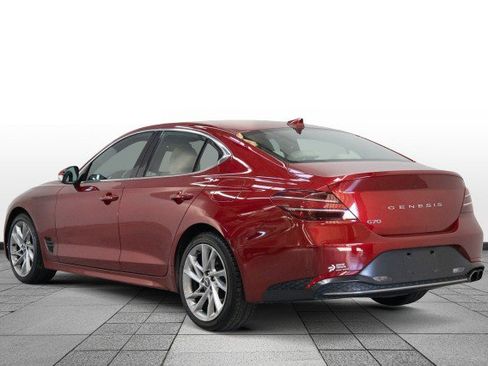 Used 2022 Genesis G70 2.0T image 5