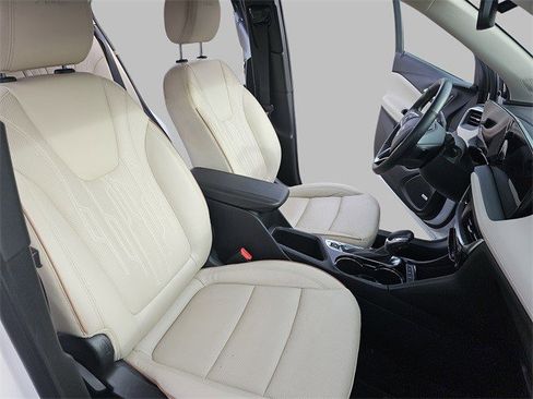 Certified 2024 Buick Encore GX Avenir w/ Avenir Convenience Package image 10