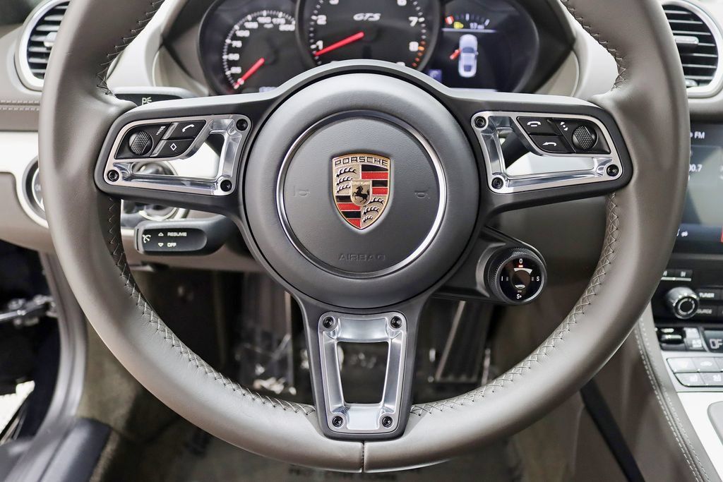Used 2025 Porsche 718 Cayman GTS RWD image 17