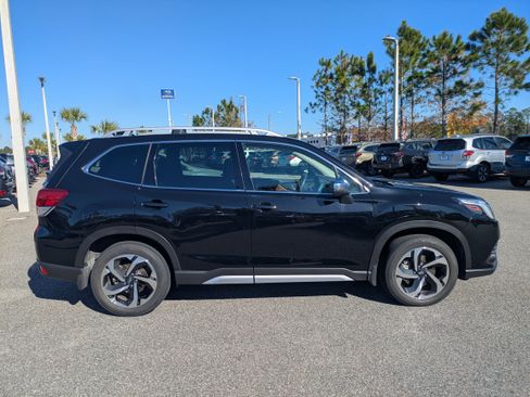 Certified 2022 Subaru Forester Touring w/ Popular Package #3 image 3