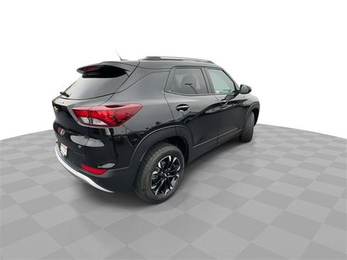 Used 2022 Chevrolet TrailBlazer LT w/ Driver Confidence Package image 8