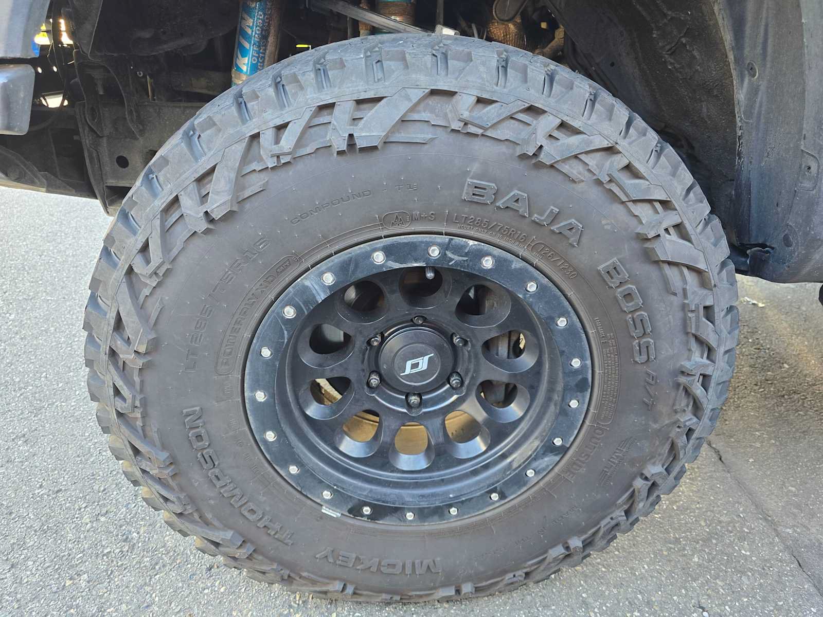 Used 2019 Toyota Tacoma TRD Pro AWD/4WD image 3