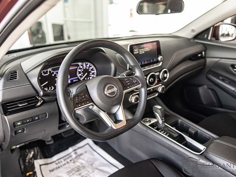 Used 2024 Nissan Sentra SV FWD image 19