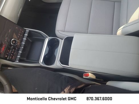 New 2027 GMC Terrain Denali w/ LPO, Black Badging Package AWD/4WD image 27