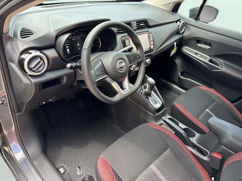 New 2025 Nissan Versa SR w/ Trunk Package image 9