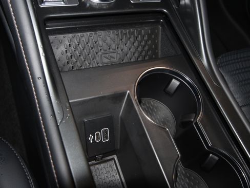 New 2026 Lincoln Nautilus Reserve w/ Jet Appearance Package image 17