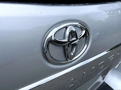 Used 2012 Toyota Highlander 4WD w/ Tech Pkg image 29
