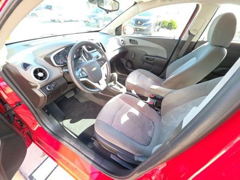 Used 2020 Chevrolet Sonic LT FWD image 12