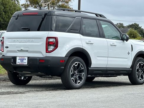 New 2025 Ford Bronco Sport Outer Banks w/ Outer Banks Tech Package+ image 5