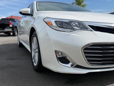 Used 2014 Toyota Avalon XLE Premium FWD image 23