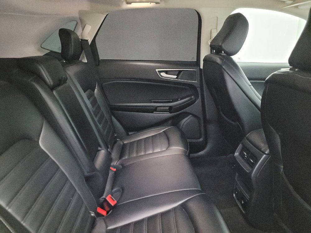 Used 2020 Ford Edge SEL w/ Convenience Package FWD image 19