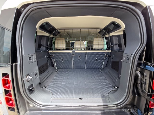 Used 2022 Land Rover Defender 110 S AWD/4WD image 24