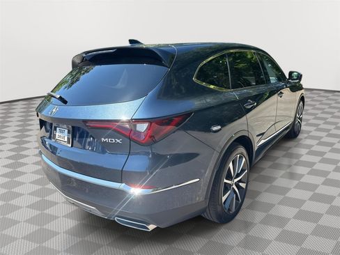 Used 2025 Acura MDX FWD w/ Technology Package image 6