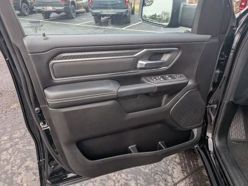 New 2026 RAM 1500 4x4 Crew Cab image 9