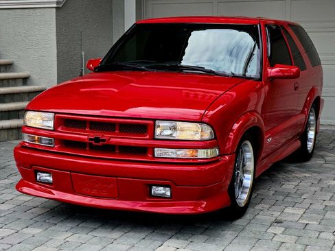 Used 2001 Chevrolet Blazer Xtreme w/ Preferred Equipment Group image 32