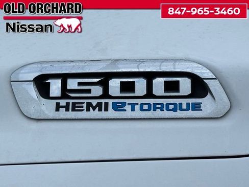 Used 2024 RAM 1500 Laramie image 9