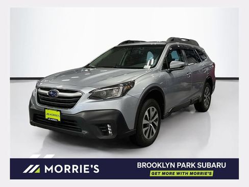 Used 2022 Subaru Outback Premium AWD/4WD image 1