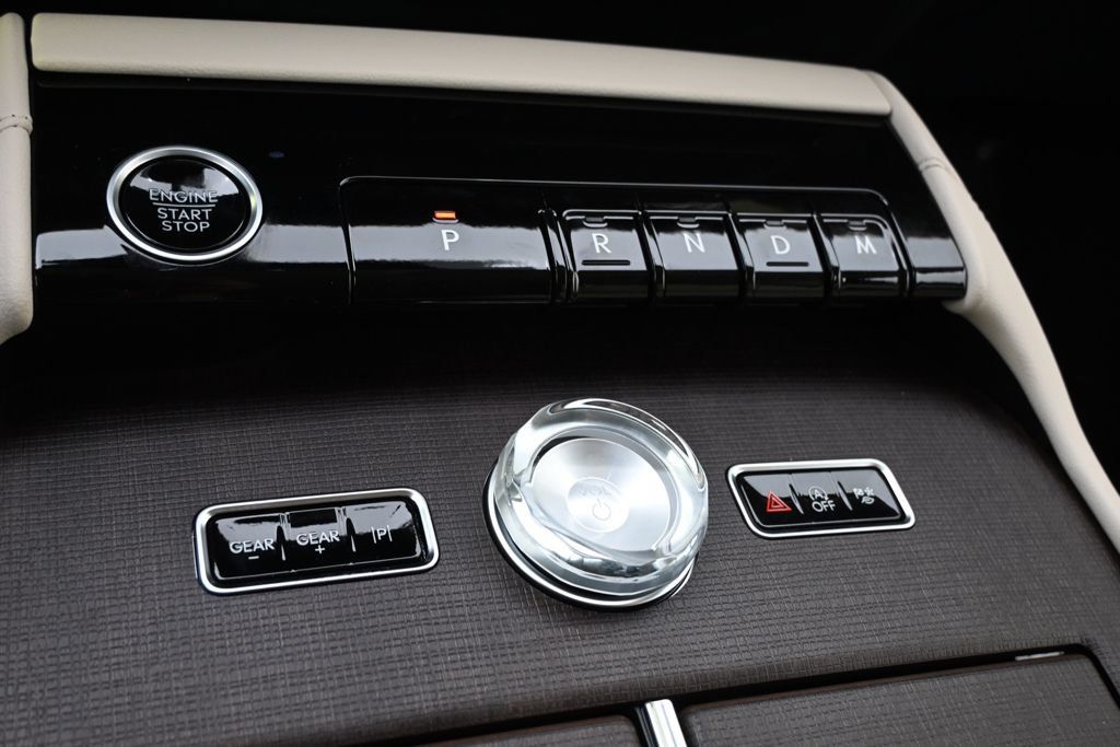 New 2027 Lincoln Navigator Reserve w/ Jet Appearance Package AWD/4WD image 28