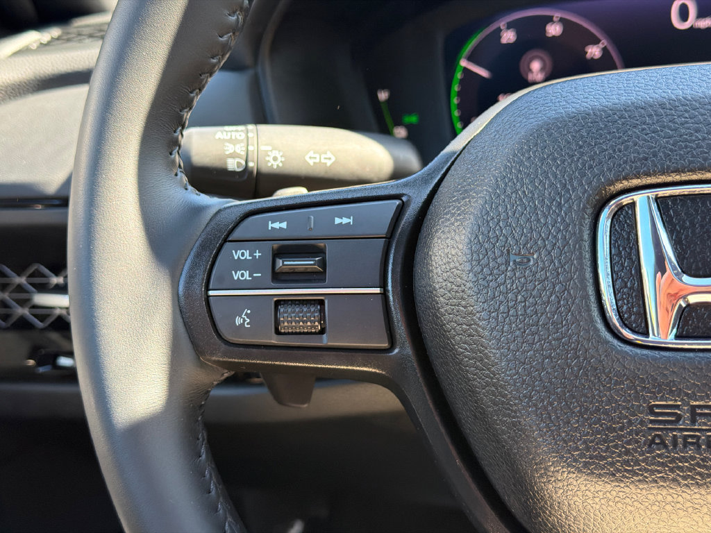 Used 2025 Honda Accord Sport image 21