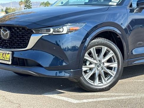 New 2025 MAZDA CX-5 AWD 2.5 S w/ Premium Plus Pkg image 4