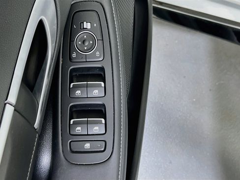 Used 2024 Hyundai Sonata Limited FWD image 18