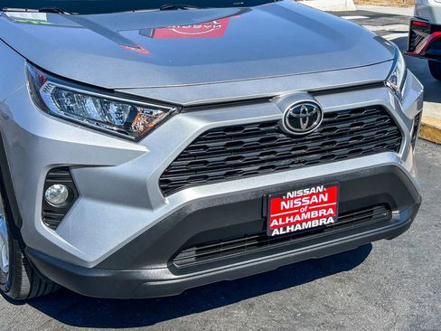 Used 2021 Toyota RAV4 XLE w/ Carpet Mat Package (TMS) FWD image 6