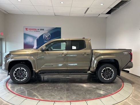 New 2026 Toyota Tacoma TRD Sport AWD/4WD image 3