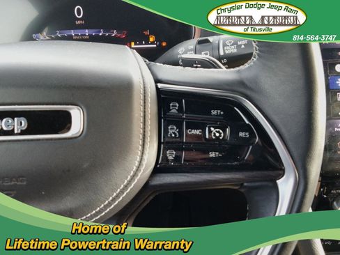 Used 2022 Jeep Grand Cherokee Overland w/ Luxury Tech Group IV image 22