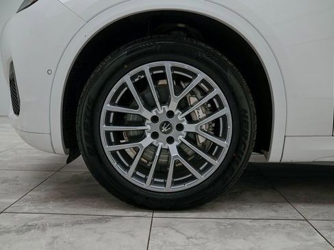 Used 2024 Maserati Grecale GT image 16