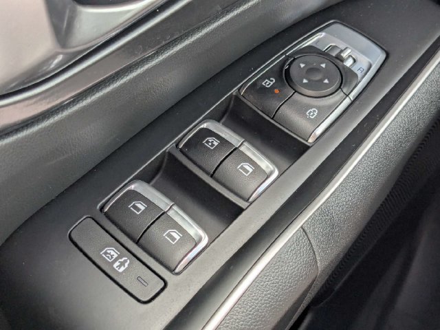 Used 2025 Kia Sorento LX FWD image 20