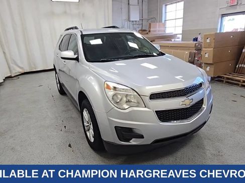 Used 2015 Chevrolet Equinox LT w/ Driver Convenience Package FWD image 2