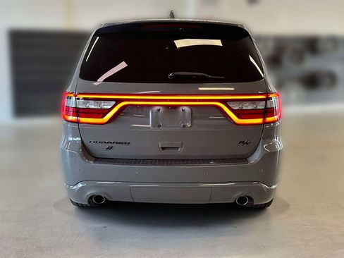 Used 2022 Dodge Durango R/T w/ Blacktop Package AWD/4WD image 5