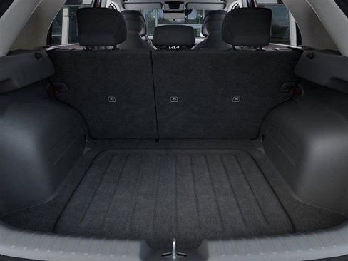 New 2026 Kia Niro LX FWD image 19