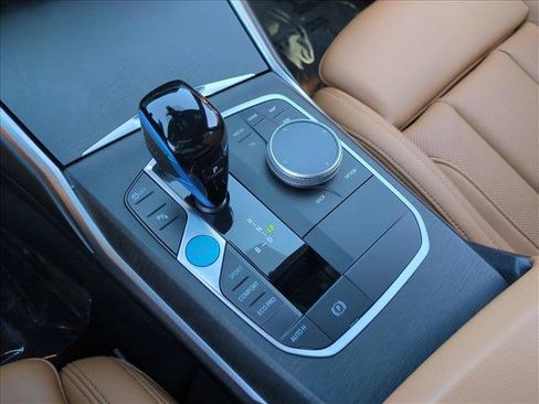Used 2023 BMW i4 eDrive35 w/ Premium Package RWD image 12