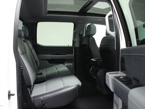 Used 2021 Ford F150 Lariat w/ Equipment Group 502A High image 15