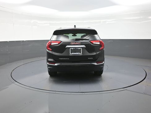 Used 2023 GMC Terrain Denali w/ Black Diamond Edition image 4