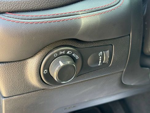 Used 2023 Dodge Durango GT AWD/4WD image 19