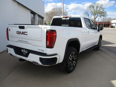 Used 2025 GMC Sierra 1500 AT4 w/ AT4 Premium Package AWD/4WD image 7