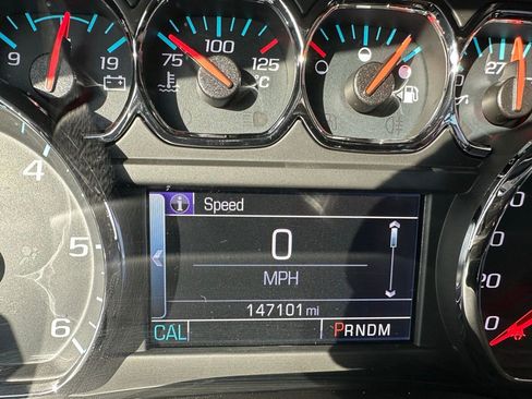 Used 2015 Chevrolet Tahoe LTZ image 4