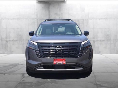 New 2026 Nissan Pathfinder SL w/ SL Premium Package AWD/4WD image 4
