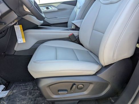 New 2026 Ford Explorer Active image 12