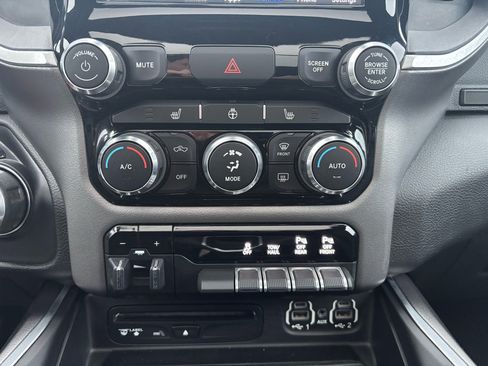 Used 2019 RAM 1500 Big Horn image 26