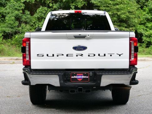Used 2023 Ford F250 Lariat w/ Tow Technology Package AWD/4WD image 8