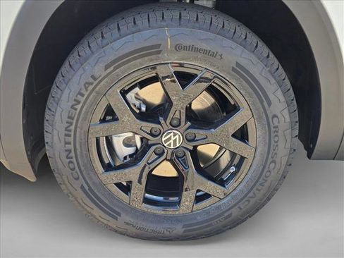 New 2026 Volkswagen Atlas Peak Edition AWD/4WD image 10