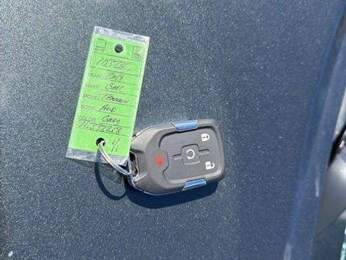 Used 2018 GMC Terrain SLE AWD/4WD image 14