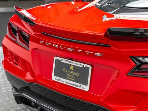 Used 2024 Chevrolet Corvette Z06 RWD image 7