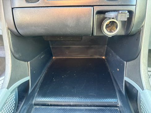 Used 2004 Honda Pilot EX image 21