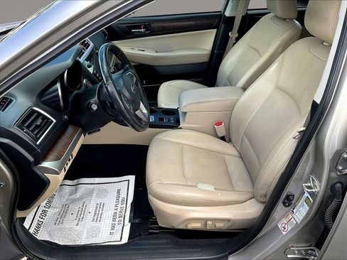 Used 2017 Subaru Outback 2.5i Limited w/ Popular Package #5 AWD/4WD image 17
