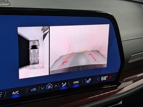 New 2026 Chevrolet Traverse Z71 w/ Enhanced Driving Package AWD/4WD image 30