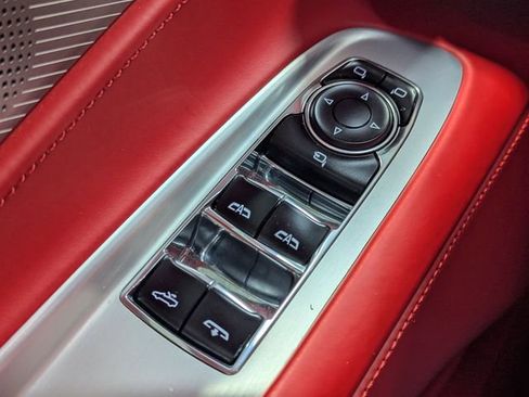 Used 2023 Chevrolet Corvette Stingray Premium Conv w/ Z51 Performance Package image 18